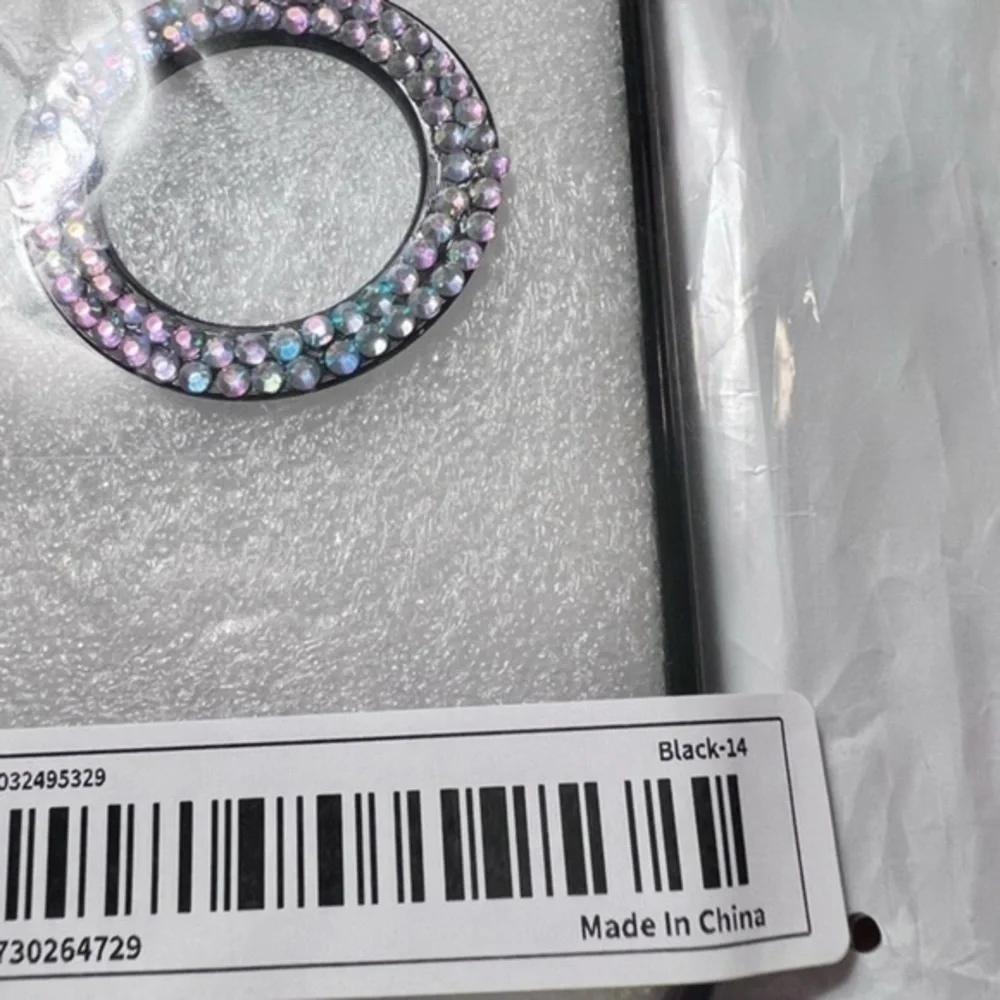 Rhinestones I phone 14 case , new super! Black and rhinestones see Pictures!!